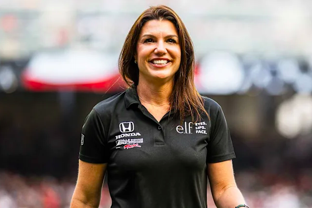 Katherine Legge: Racing at Full Speed While Redefining Femininity