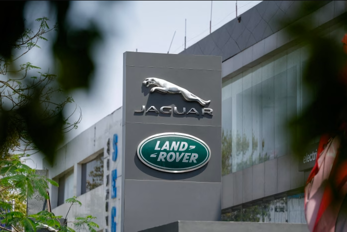 Jaguar Land Rover Cyberattack Halts UK Production